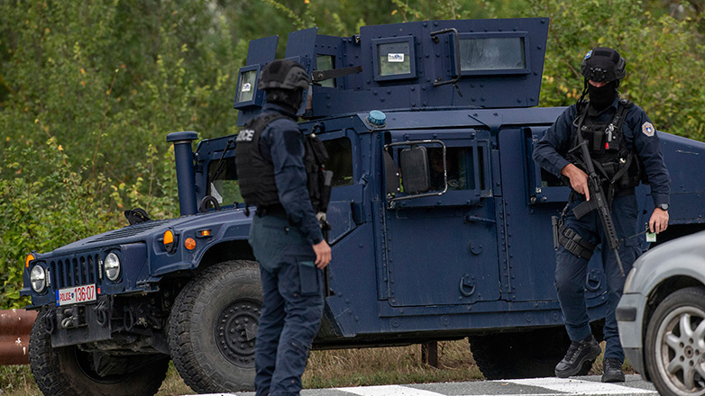 Κόσοβο: Αστυνομική έφοδος στο χωριό όπου σημειώθηκε ένταση με τέσσερις νεκρούς
