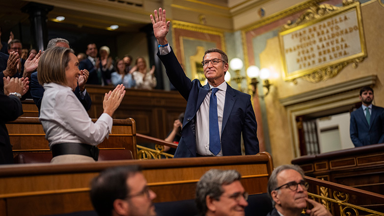 Ισπανία: Η Δεξιά ξεκινά την προσπάθεια να σχηματίσει κυβέρνηση