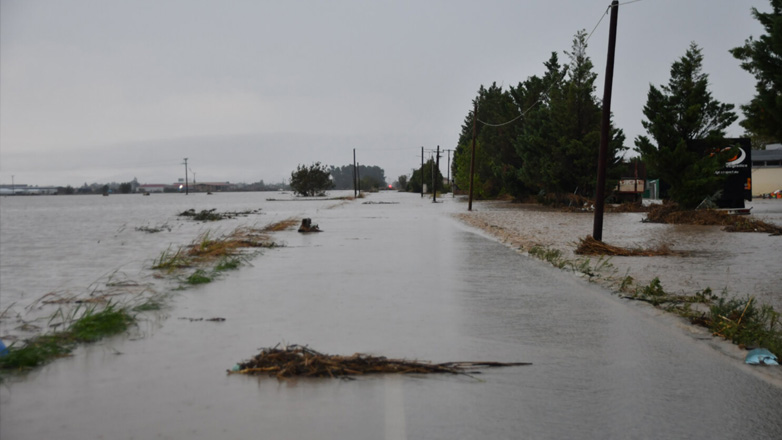 Κακοκαιρία Elias: Εκκενώνονται προληπτικά οικισμοί στη Χάλκη Λάρισας – Μεγάλα προβλήματα από τα πλημμυρικά φαινόμενα