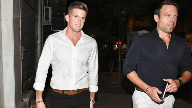 Στέφανος Κασσελάκης: Μέσα στο σπίτι που θέλει να νοικιάσει με τον Tyler στο κέντρο της Αθήνας