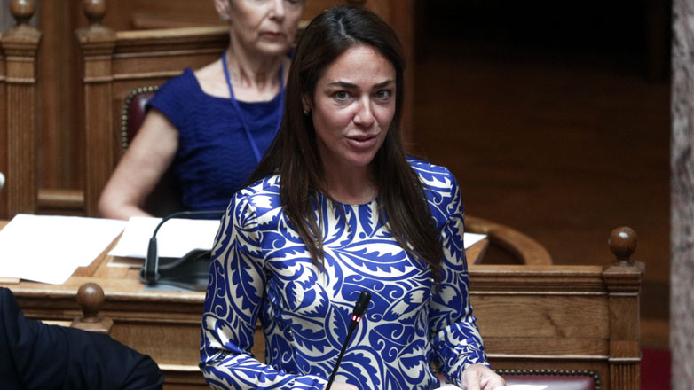 Δόμνα Μιχαηλίδου: «Δεν ήμουν καλεσμένη του κύριου Κασσελάκη, ούτε πήγα για να λάβω μέρος σε κάποιο βίντεοκλιπ»