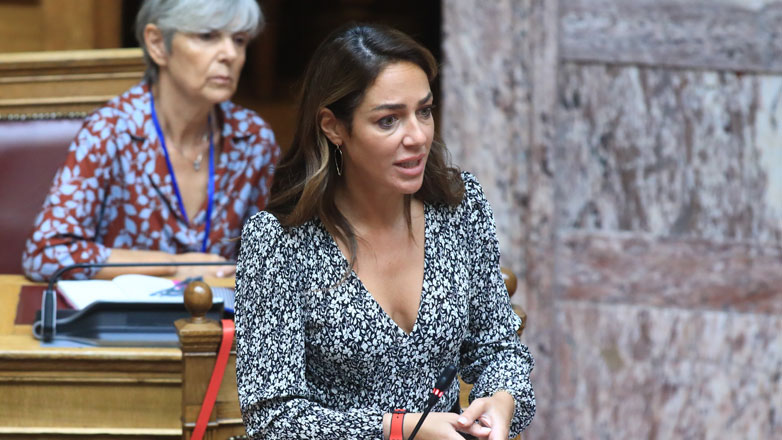 Δ. Μιχαηλίδου: «Με έσπρωχναν οι άνθρωποι του Κασσελάκη για να μην φανώ στην κάμερα»