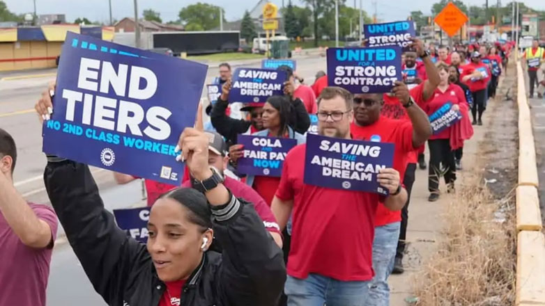 Χαμός στις Η.Π.Α.: Ο Elon Musk τα βάζει με τον πρόεδρο της Αμερικής, επειδή στηρίζει τους απεργούς των αυτοκινητοβιομηχανιών