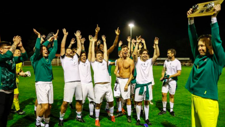 Η Aston Martin κέρδισε την Mercedes με 5-4 σε έναν αγώνα που τα είχε όλα