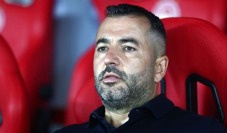 Μαρτίνεθ: «Πάντα δύσκολα τα παιχνίδια μας με τον ΠΑΣ Γιάννινα»