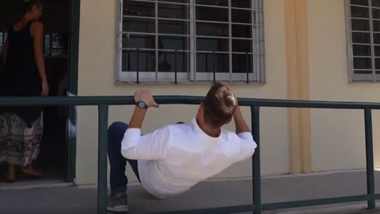 Bίντεο του Luben για τη βόλτα του Κασσελάκη στο Σύνταγμα – Το παρκούρ, τα γαλλικά και το αγαπημένο του φαγητό