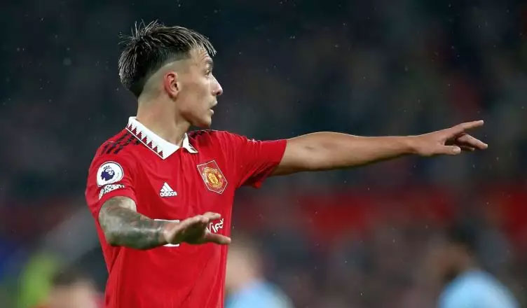 Μάντσεστερ Γιουνάιτεντ: Εκτός για μεγάλο χρονικό διάστημα ο Μαρτίνες