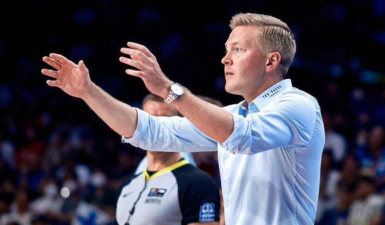 Βίρτους Μπολόνια: Τον Ομοσπονδιακό τεχνικό της Φινλανδίας Λάσι Τουοβί πήρε βοηθό ο Λούκα Μπάνκι