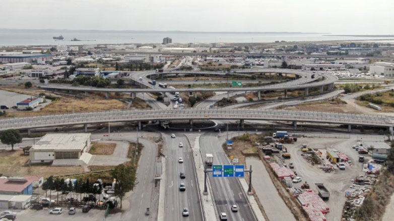 Θεσσαλονίκη: Δόθηκε στην κυκλοφορία και το παράπλευρο οδικό δίκτυο του ανισόπεδου κόμβου Κ16