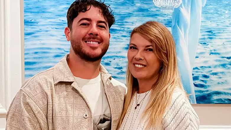 Έκθεση φωτογραφίας του Μιχαήλ Βαρθακούρη στο Παρίσι – Στο πλευρό του η Σοφία Αλιμπέρτη