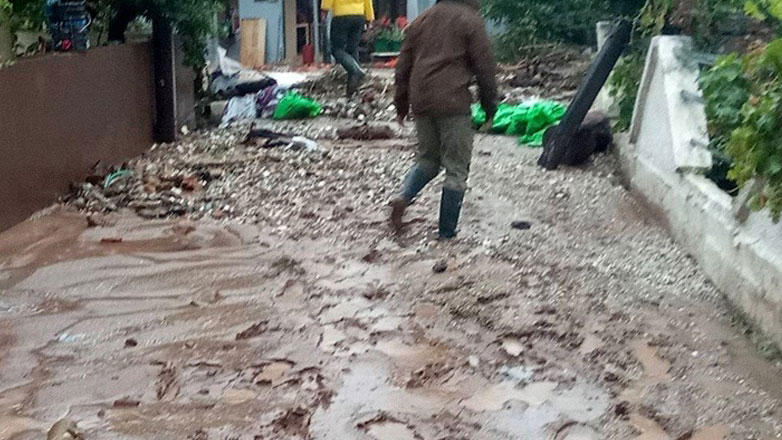 Βόλος: Χωρίς πόσιμο νερό οι κάτοικοι – Ανοίγουν αύριο Δευτέρα τα περισσότερα σχολεία