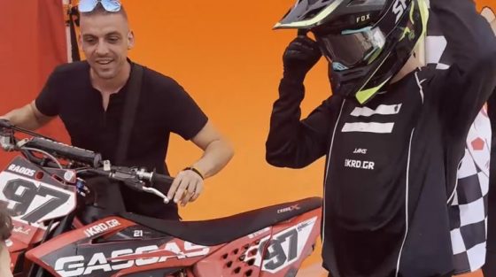 Motocross Κρηνίδες: Ο πρωταθλητής της MX2 που κέρδισε τους δύο καλύτερους οδηγούς της MX1