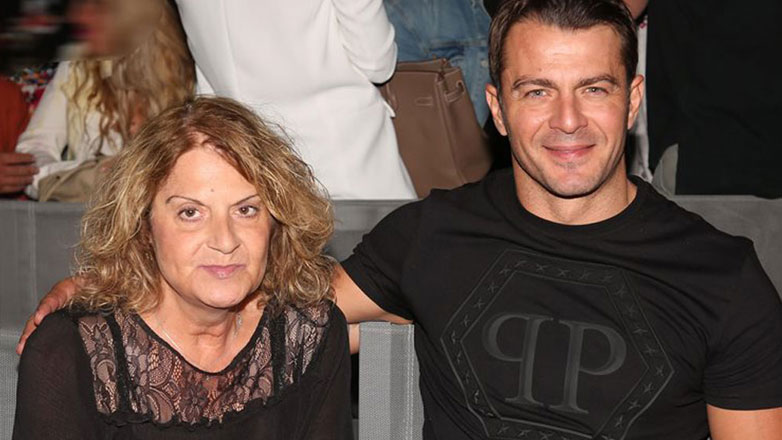 Ο Γιώργος Αγγελόπουλος παραμένει στη Σκιάθο – Η πρώτη ανάρτηση μετά την κηδεία της μητέρας του