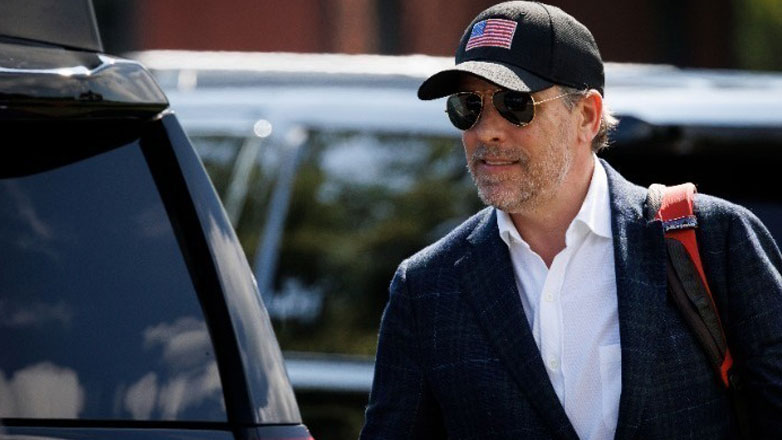 Σε δίκη ο γιος του Μπάιντεν για παράνομη κατοχή όπλου