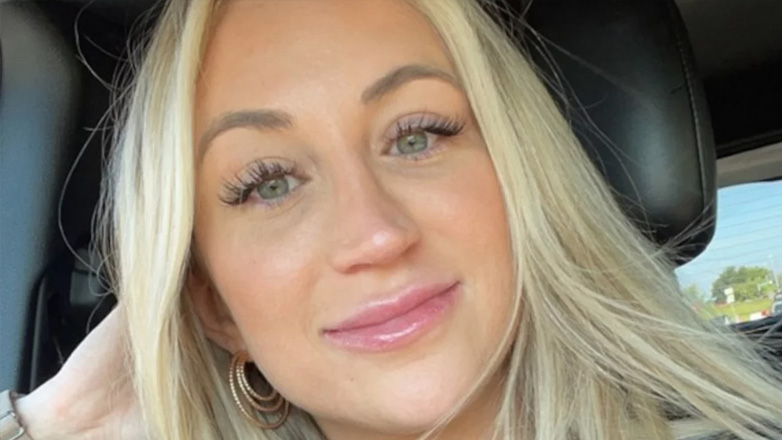 ΗΠΑ: Σε διαθεσιμότητα καθηγήτρια για ροζ βίντεο στο OnlyFans