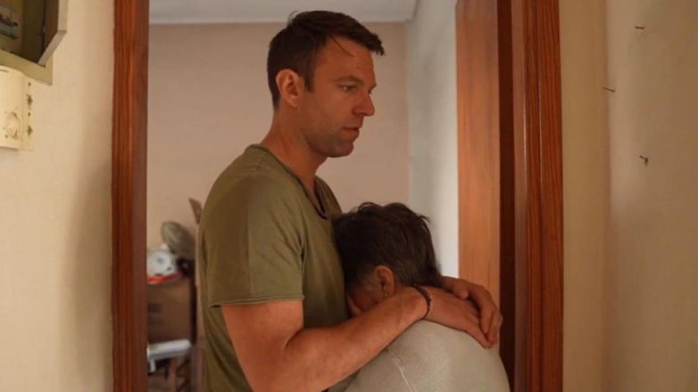 Βελόπουλος για Κασσελάκη: «Άθλιο να πηγαίνεις σε σπίτι θείας βουλευτή σου και αυτή να κλαίει στην αγκαλιά σου»