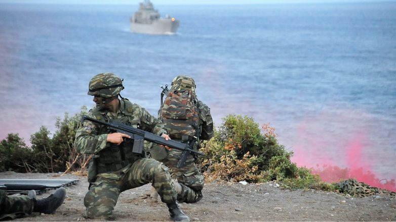 Εντυπωσιακές φωτογραφίες και βίντεο από την τελική φάση της άσκησης «ΠΑΡΜΕΝΙΩΝ – 23» στην Χίο