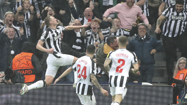 Champions League: Η Νιούκαστλ έκανε πάρτι (4-1) απέναντι στην Παρί Σεν Ζερμέν!