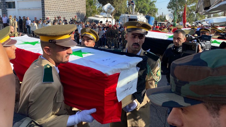 Συρία: Τριήμερο πένθος κηρύχτηκε για τους στρατιωτικούς που σκοτώθηκαν από drones σε ακαδημία