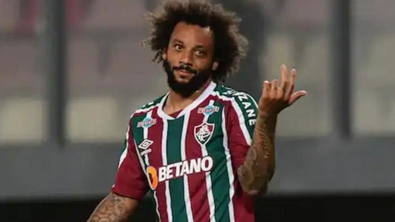 Τρομερό γκολ με ψαλιδάκι από τον Μαρσέλο!