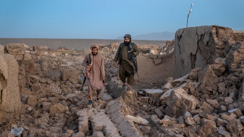 Αφγανιστάν: Στους 2.445 ανέρχονται μέχρι στιγμής οι νεκροί από τον φονικό σεισμό