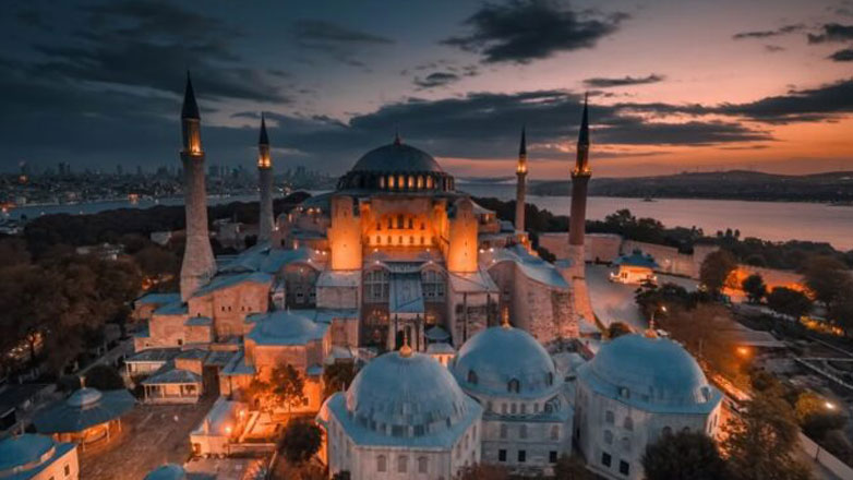 Κωνσταντινούπολη, γνωρίστε τη Βασιλεύουσα από ψηλά