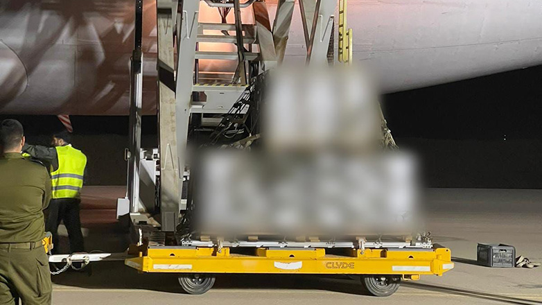 Το πρώτο αεροπλάνο με οπλισμό από τις ΗΠΑ έφτασε στο Ισραήλ