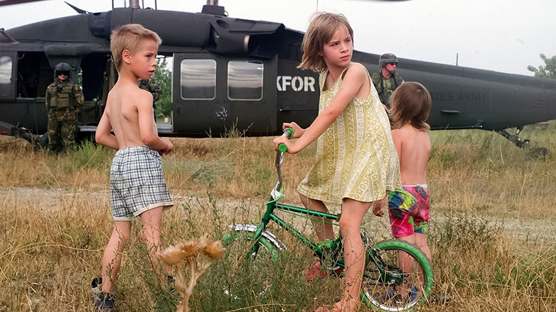 Μια μικρή αναδρομή στο έργο του φωτορεπόρτερ Νίκου Γιακουμίδη στο Αρχαιολογικό Μουσείο Θεσσαλονίκης.