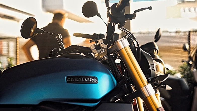 H Fantic Caballero 700 στην Ελλάδα με πάρτι