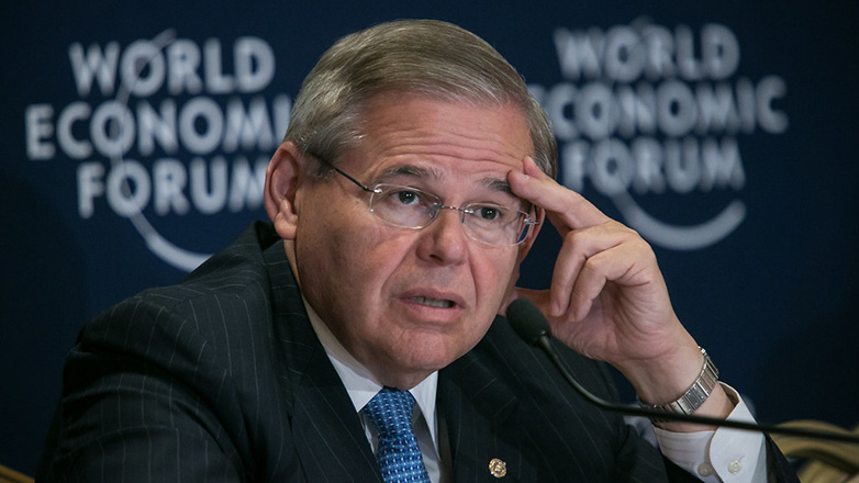 Νέες κατηγορίες για τον Μενέντεζ – Κατηγορείται για συνομωσία με την Αίγυπτο