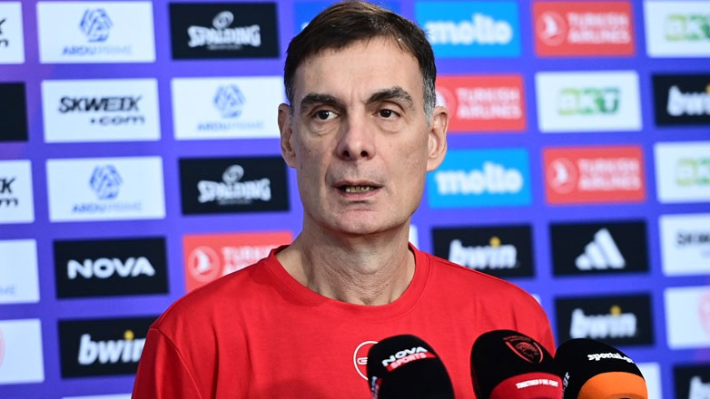 Μπαρτζώκας: «Έχουμε ελλιπές ρόστερ, αλλά η ομάδα θα είναι πολύ αξιόμαχη»