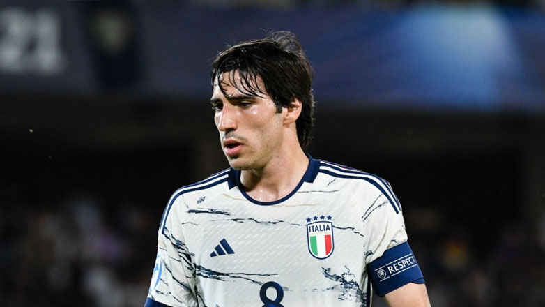 Ιταλία: Στο «κάδρο» του στοιχήματος και οι Τονάλι, Τζανιόλο