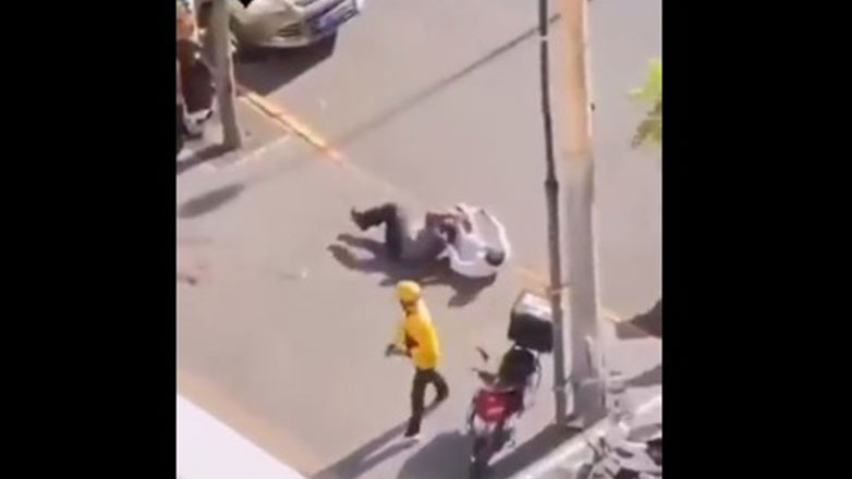 Πεκίνο: Βίντεο από την επίθεση που δέχτηκε εργαζόμενος στην ισραηλινή πρεσβεία