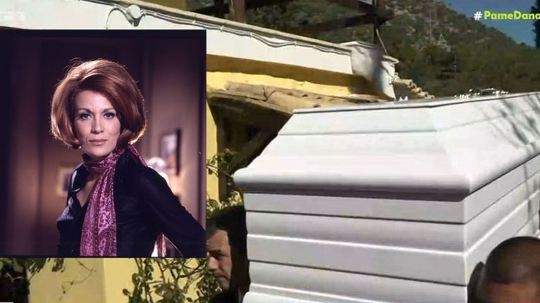 Μαίρη Χρονοπούλου: Έφτασε στο σπίτι της στην Παιανία η σορός της – Βίντεο