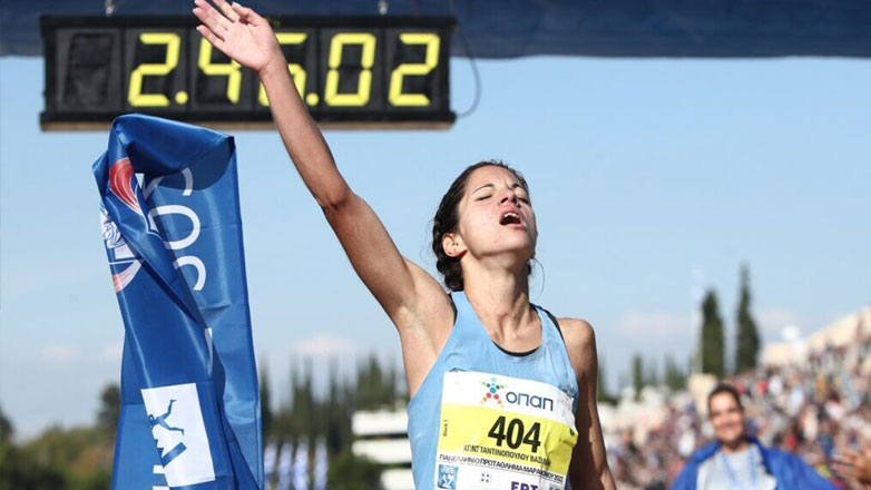 40ος Αυθεντικός Μαραθώνιος: Η περσινή νικήτρια της κλασσικής διαδρομής μας θυμίζει τι σημαίνει δύναμη ψυχής