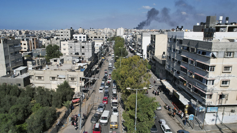 Δεκάδες χιλιάδες άνθρωποι εγκατέλειψαν τη Γάζα μετά το τελεσίγραφο του Ισραήλ