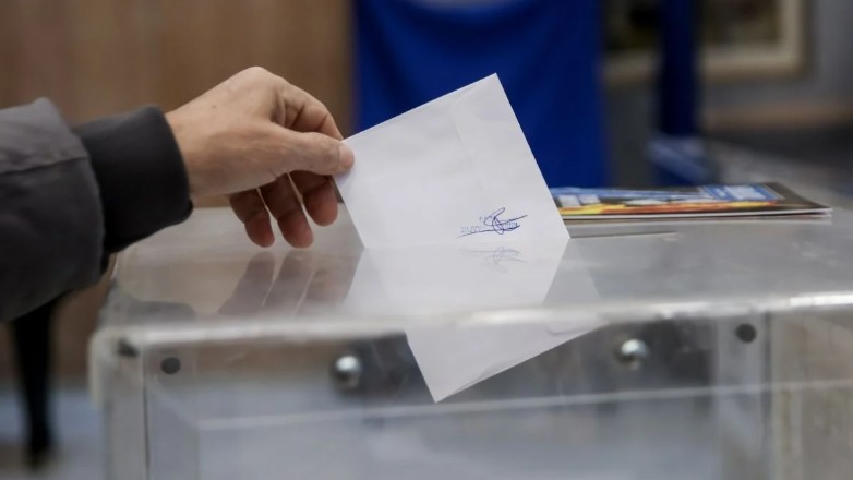 Ο εκλογικός «χάρτης» της Αττικής – Ποιοι δήμαρχοι εκλέχθηκαν και ποιοι διεκδικούν την εκλογή τους