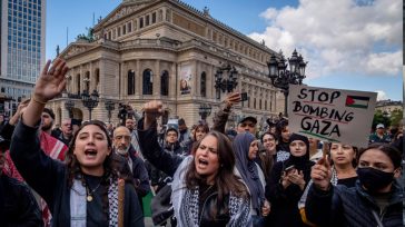 Γερμανία: Διαδηλώσεις φιλοπαλαιστινιακές και φιλοισραηλινές σε όλη τη χώρα