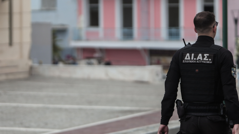 Λαμία: Φώναζε για βοήθεια επί 24 ώρες ενώ ήταν ακινητοποιημένος στο πάτωμα