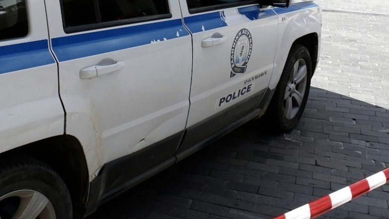 Θεσσαλονίκη: Πυροβολισμοί σε πάρκινγκ σούπερ μάρκετ – Βρέθηκαν τρεις κάλυκες