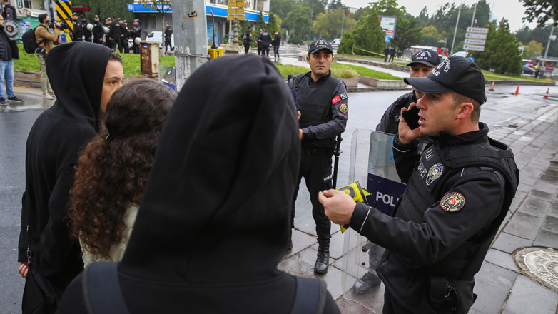 35 συλλήψεις στην Τουρκία σε εκδήλωση όπου καταγγέλθηκαν οι επιθέσεις στη Συρία