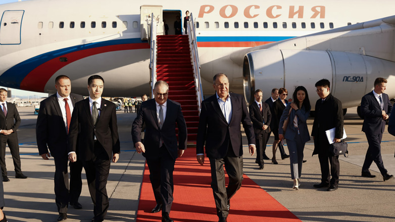 Στην Κίνα ο ΥΠΕΞ της Ρωσίας