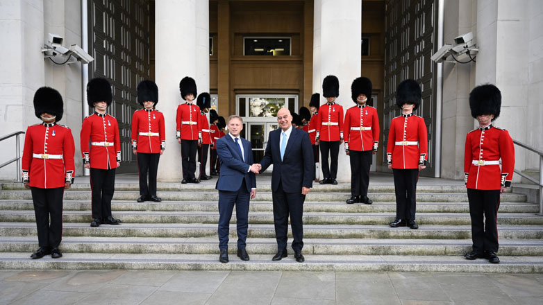 Επίσημη επίσκεψη του Ν. Δένδια στο Λονδίνο