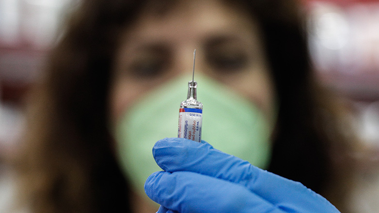 ΕΟΔΥ: 65 θάνατοι από Covid-19 και στους 51 οι διασωληνωμένοι