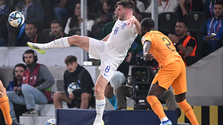 Η Εθνική μας πάλεψε αλλά λύγισε με πέναλτι στο 90+3′ από την Ολλανδία!