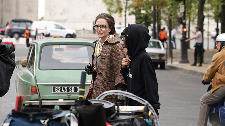 Angelina Jolie: Αποθέωσαν την ηθοποιό στον Πύργο Ηλείας μετά το τέλος των γυρισμάτων