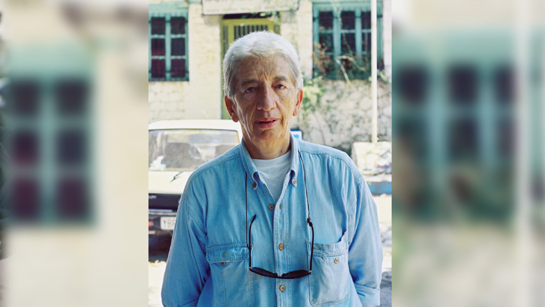 Πέθανε ο φωτογράφος του Πολυτεχνείου Βασίλης Καραγεώργος