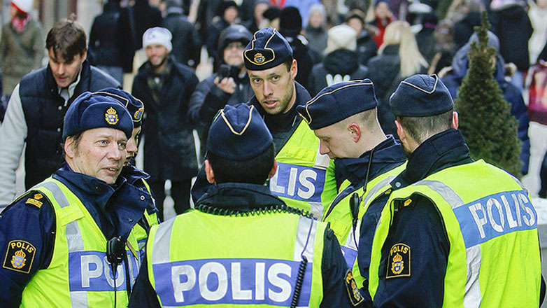 Η Σουηδία παραμένει στο ίδιο υψηλό επίπεδο συναγερμού μετά τις δολοφονίες στις Βρυξέλλες