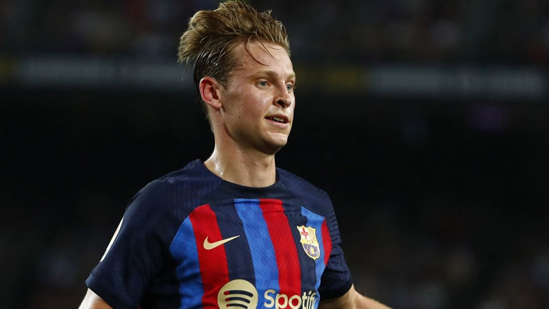 Η Μπαρτσελόνα προσφέρει νέο πολυετές συμβόλαιο στον Φρένκι ντε Γιόνγκ