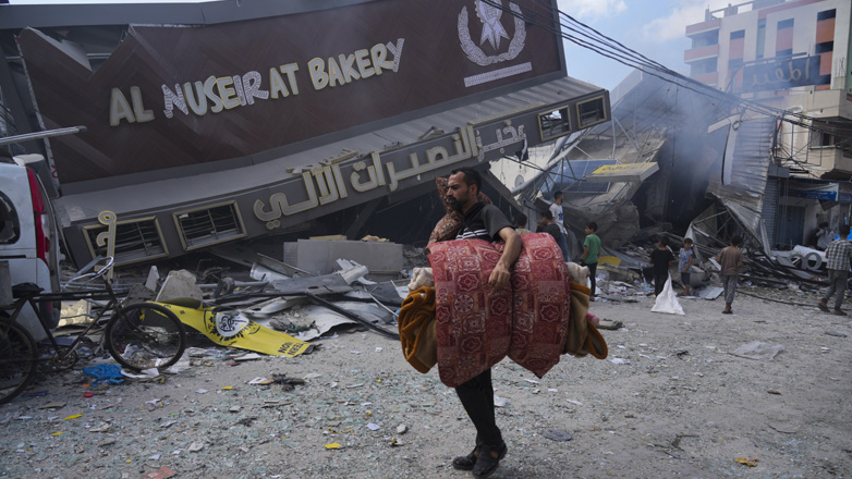 Το Ισραήλ κάλεσε τους κατοίκους της Γάζας να μετακινηθούν προς το νότιο τμήμα του Θύλακα